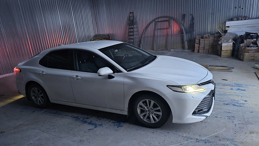 Toyota Camry, 2019г., передний привод, автомат