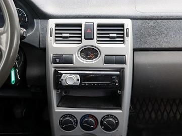 Lada (ВАЗ) Priora, 2010г, передний привод, механика