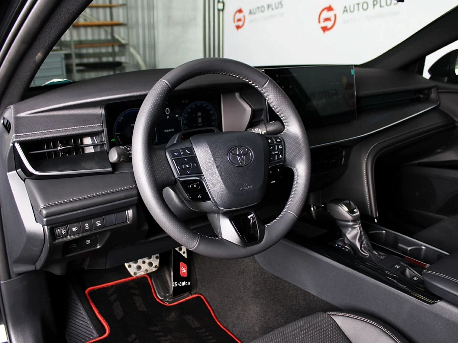 Toyota Camry, 2026г., передний привод, вариатор