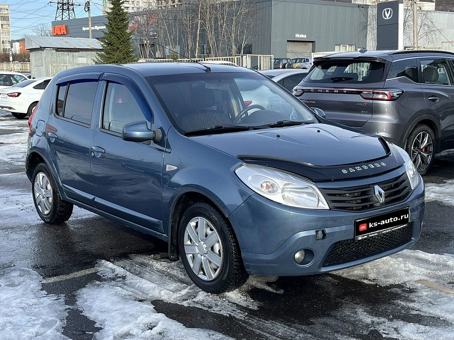 Renault Sandero, 2011г., передний привод, автомат