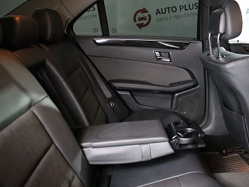 Mercedes-Benz E-Класс, 2009г, задний привод, автомат