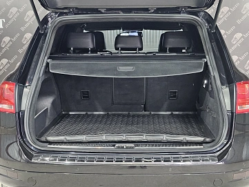 Volkswagen Touareg, 2011г, полный привод, автомат