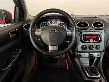 Ford Focus, 2010г, передний привод, автомат