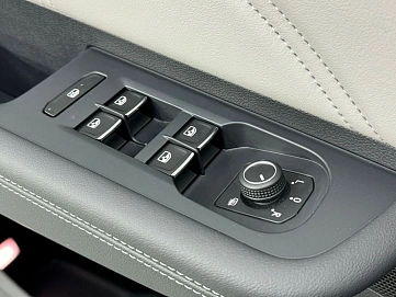Volkswagen Tavendor, 2025г, полный привод, робот
