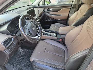 Hyundai Santa Fe, 2019г, полный привод, автомат