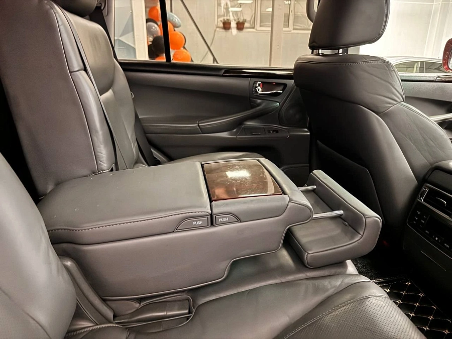 Lexus LX, 2008г., полный привод, автомат