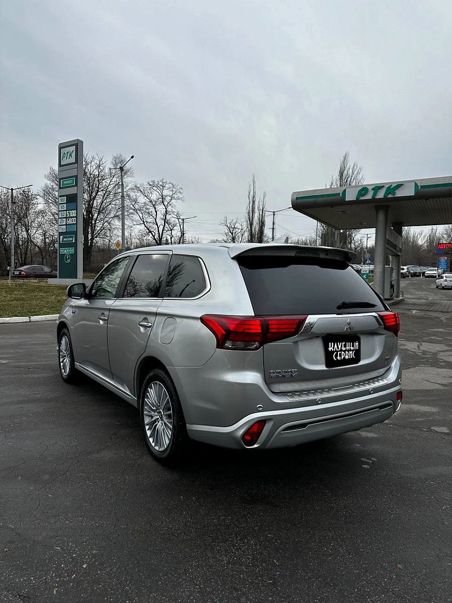 Mitsubishi Outlander, 2019г., полный привод, автомат