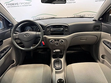 Hyundai Verna, 2006г, передний привод, автомат