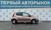 Peugeot 107, 2013г., передний привод, автомат