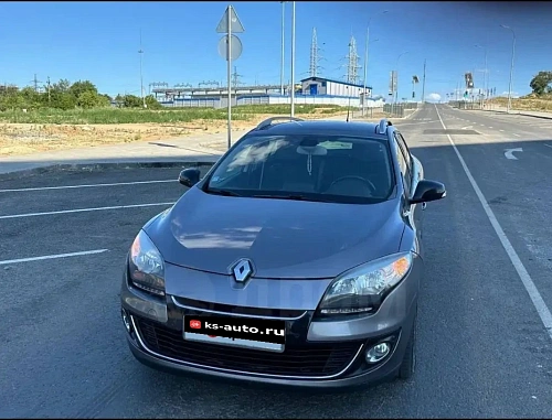 Renault Megane, 2013г, передний привод, механика