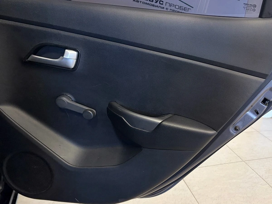 Kia Rio, 2011г., передний привод, механика
