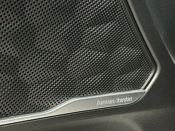 Hyundai Santa Fe, 2021г, полный привод, робот
