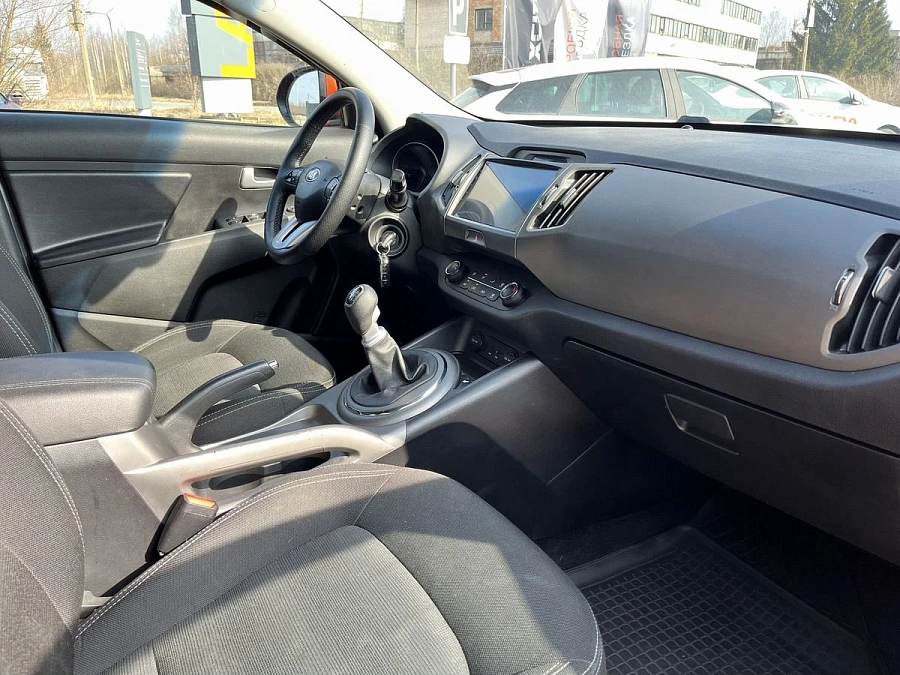 Kia Sportage, 2014г., передний привод, механика