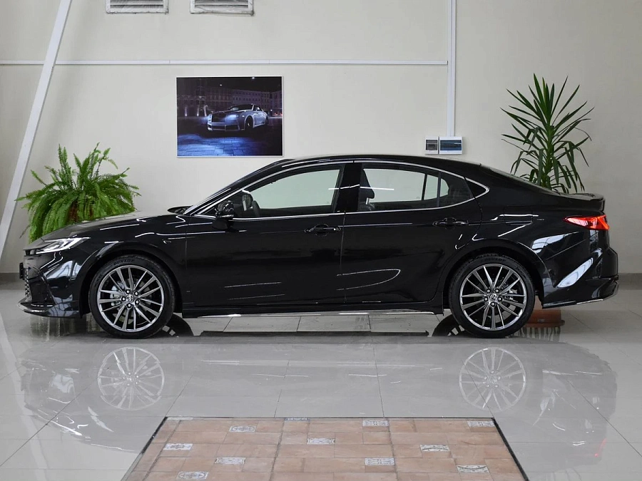 Toyota Camry, 2026г., передний привод, вариатор