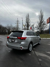 Mitsubishi Outlander, 2019г, полный привод, автомат