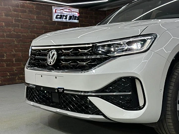 Volkswagen Tayron, 2024г, полный привод, робот