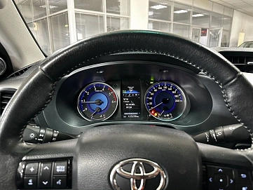 Toyota Hilux, 2018г, полный привод, автомат