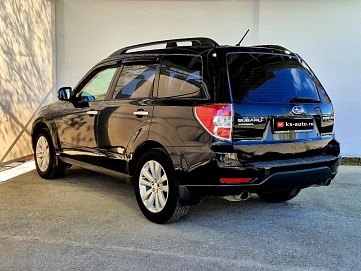 Subaru Forester, 2011г., полный привод, механика