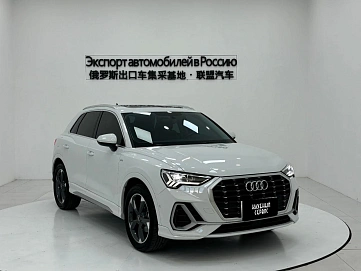 Audi Q3, 2022г, передний привод, робот