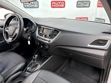 Hyundai Solaris, 2018г., передний привод, автомат