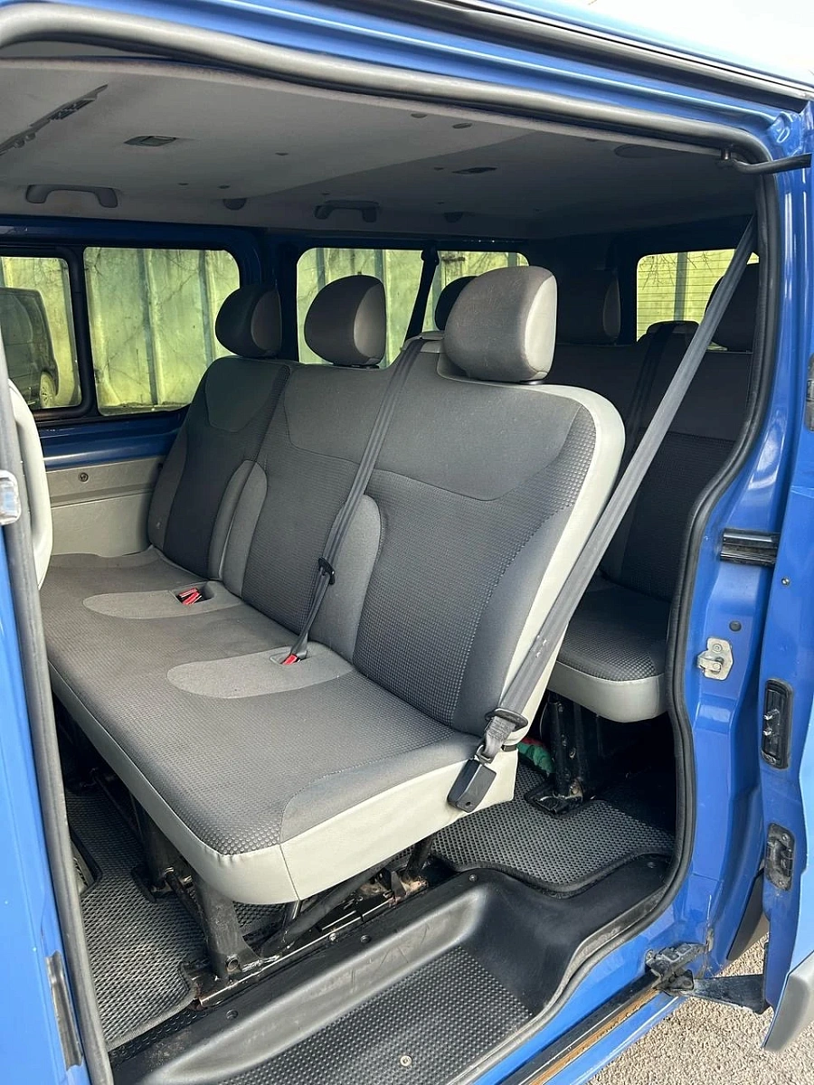 Opel Vivaro, 2009г., передний привод, механика