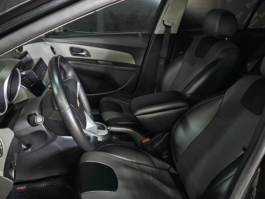Chevrolet Cruze, 2012г., передний привод, автомат