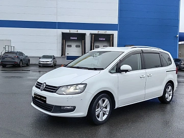 Volkswagen Sharan, 2017г, передний привод, робот