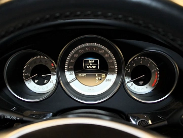 Mercedes-Benz , 2012г., передний привод, автомат