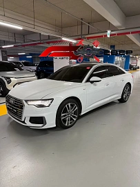 Audi A6, 2023г, полный привод, робот