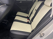 Volkswagen Tiguan, 2012г., передний привод, робот