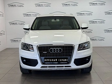 Audi Q5, 2010г, передний привод, автомат