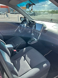 Pontiac Vibe, 2004г, передний привод, автомат