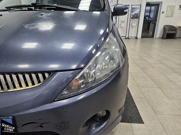 Mitsubishi Grandis, 2004г, полный привод, механика