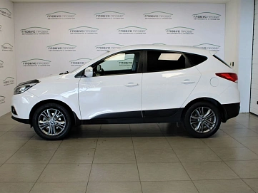Hyundai ix35, 2013г, передний привод, автомат