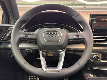 Audi , 2025г., полный привод, робот