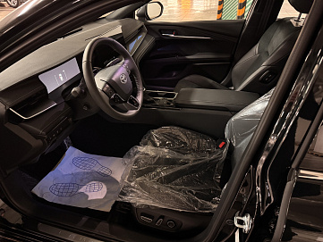 Toyota Camry, 2024г, передний привод, вариатор