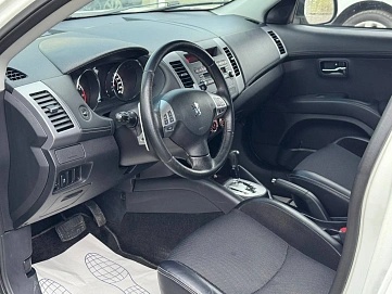 Peugeot 4007, 2011г, полный привод, вариатор