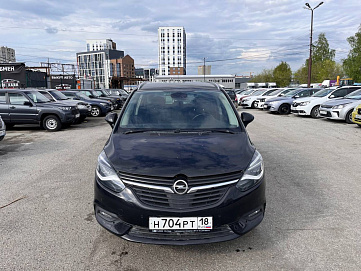 Opel Zafira, 2018г, передний привод, автомат