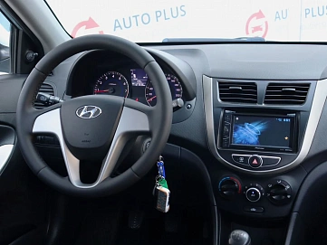 Hyundai Solaris, 2013г, передний привод, механика