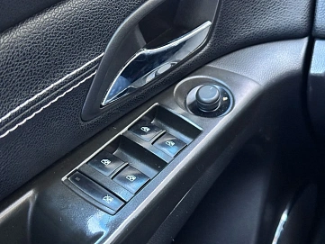 Chevrolet Cruze, 2011г, передний привод, механика