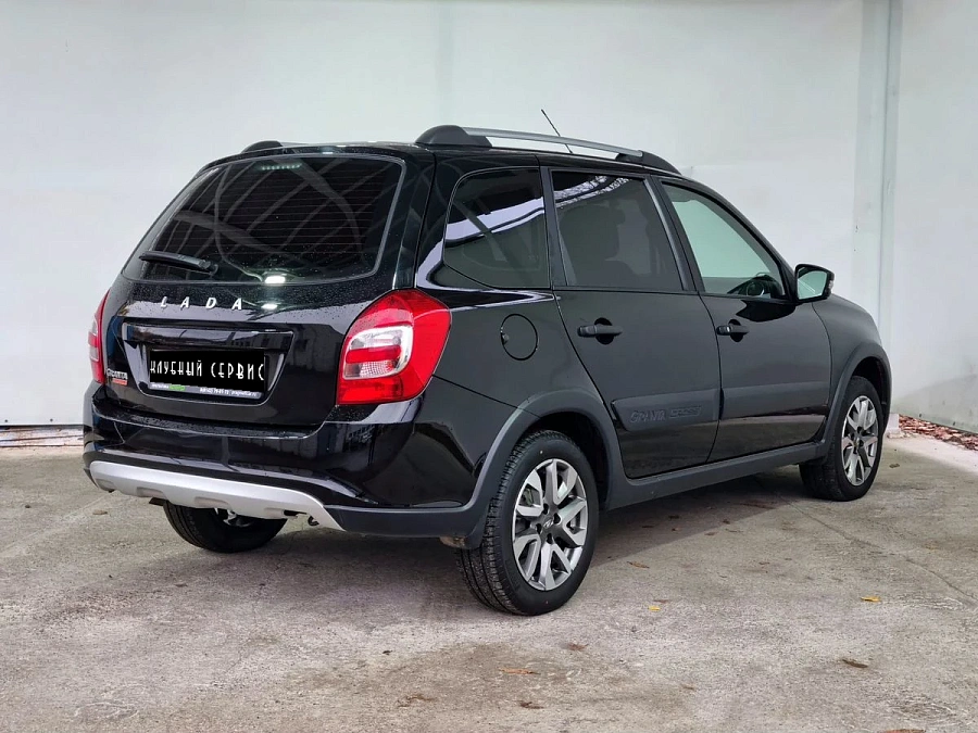 Lada (ВАЗ) , 2022г., передний привод, механика