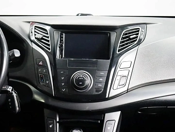 Hyundai i40, 2015г, передний привод, автомат