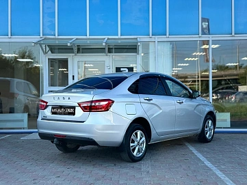 Lada (ВАЗ) Vesta, 2019г, передний привод, механика