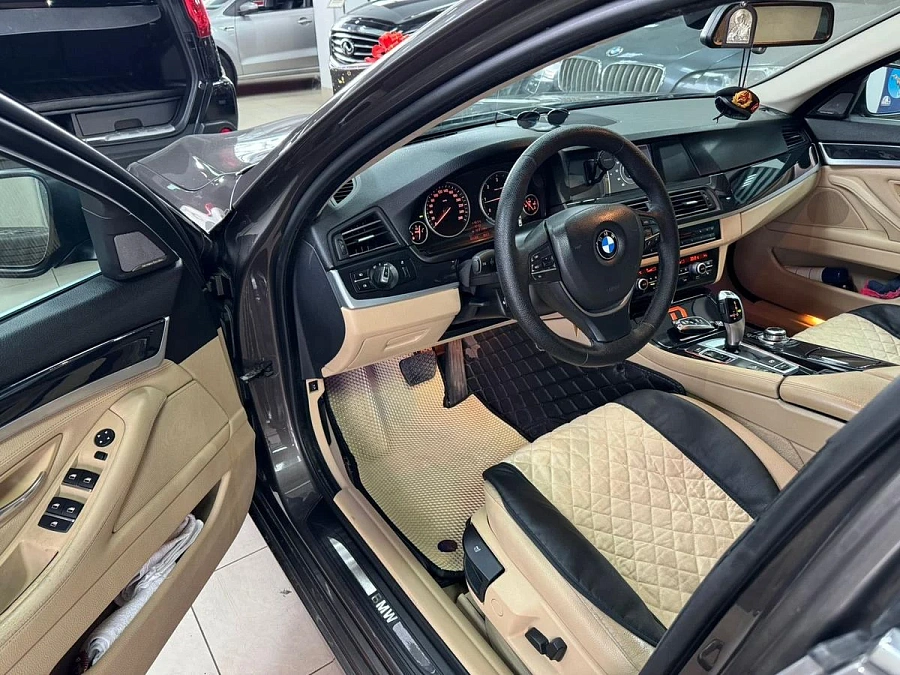 BMW 5 серии, 2012г., полный привод, автомат