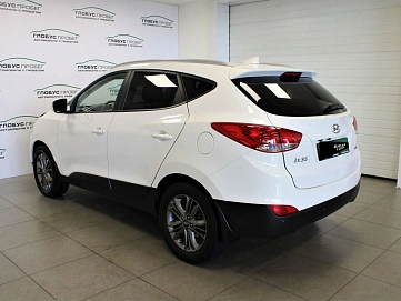 Hyundai ix35, 2013г, передний привод, автомат