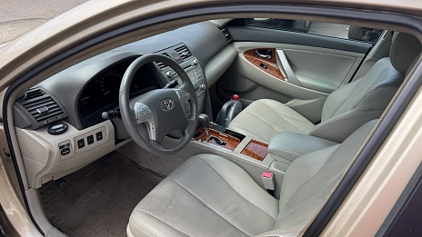 Toyota Camry, 2009г, передний привод, автомат