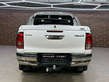 Toyota Hilux, 2017г, полный привод, автомат