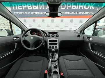 Peugeot 408, 2013г, передний привод, механика