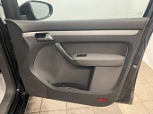 Volkswagen Touran, 2011г., передний привод, механика