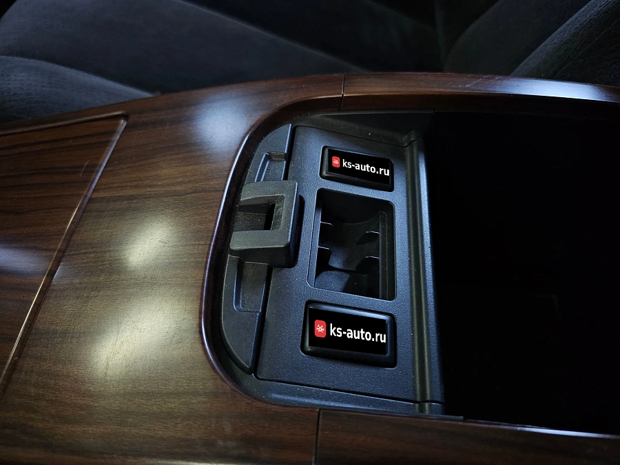 Nissan Teana, 2011г., передний привод, вариатор